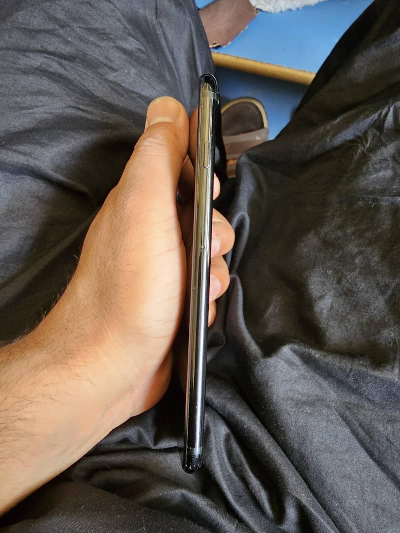 Apple iPhone 7 Plus 5