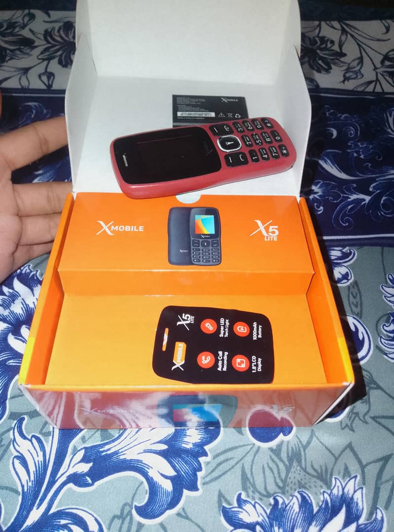 Mobile 3