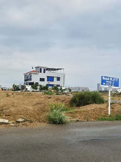 SALE 300 SQUARE YARDS BEACH AVENUE COMMERCIAL , PHASE 8 DHA KARACHI
