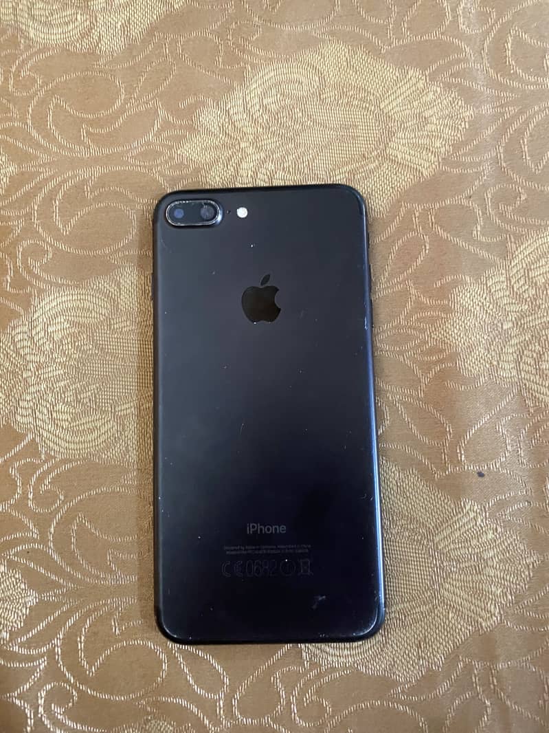Apple iPhone 7 Plus 0