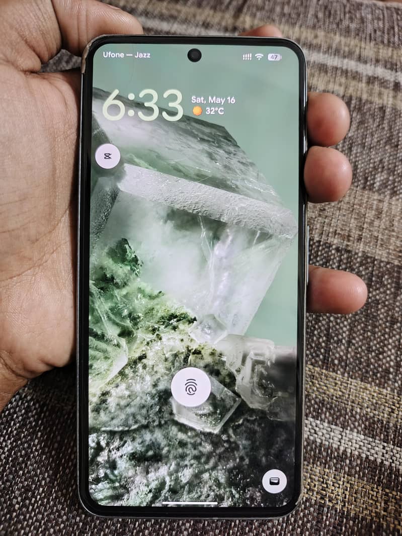 Google Pixel 8 0