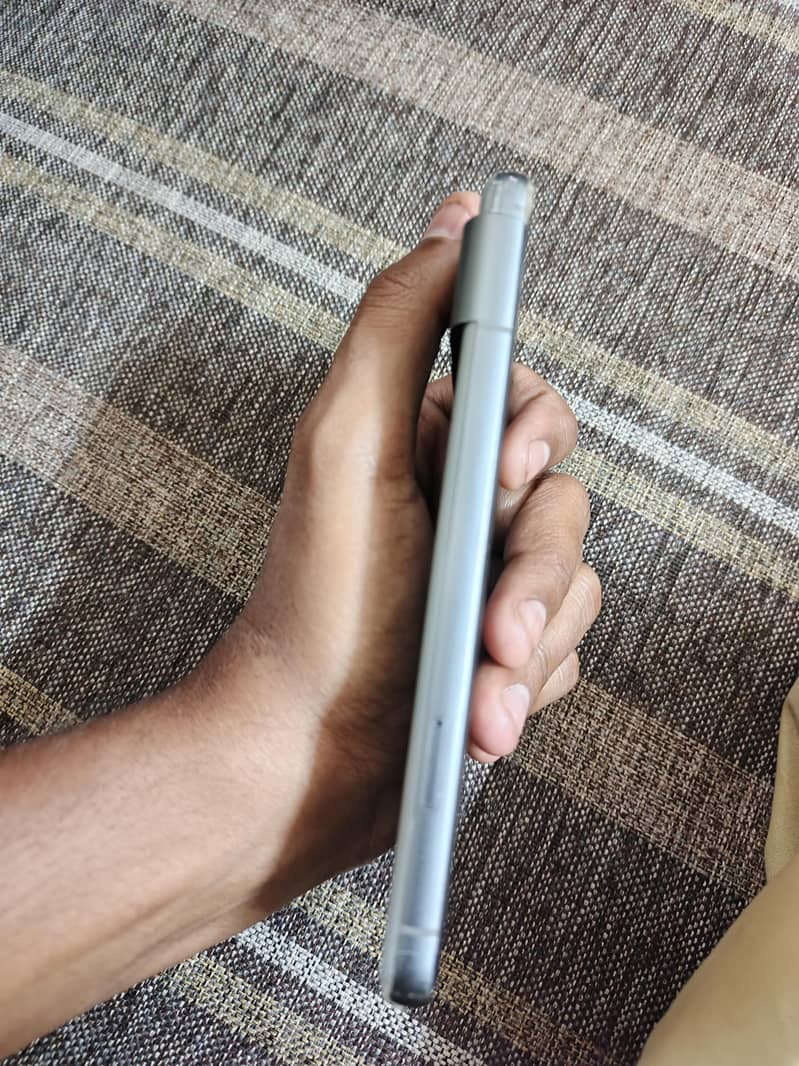 Google Pixel 8 1