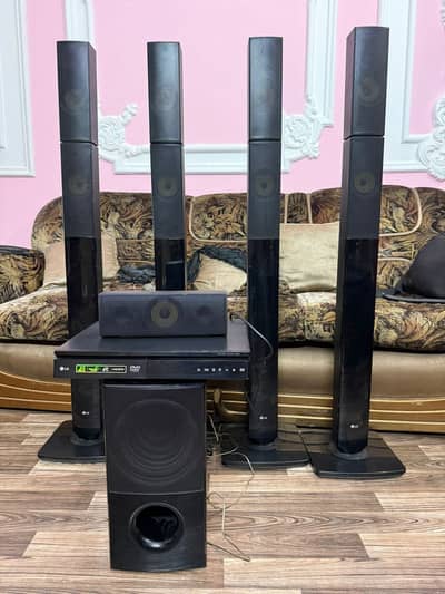 LG 5.1 Home Theater For Sale