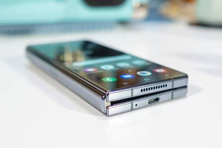 Samsung Mobile Z Fold 4