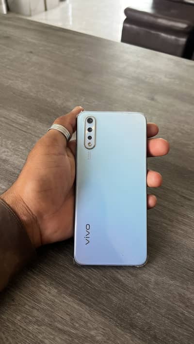 Vivo S1