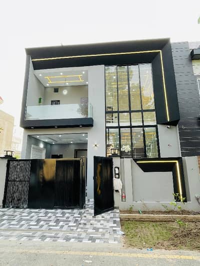 05-Marla Brand New House For Sale Super Prime Location