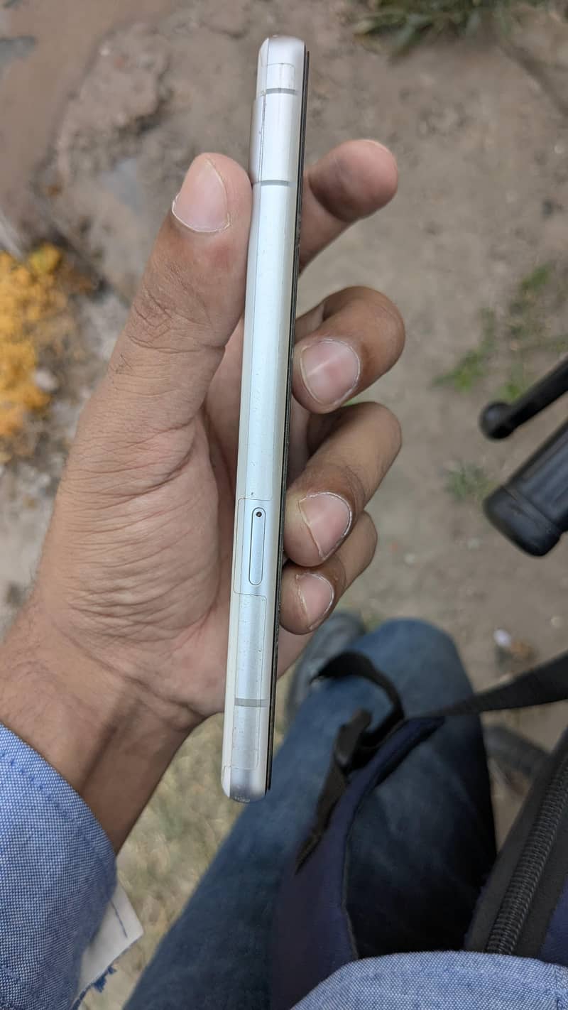 Google Pixel 7a 1
