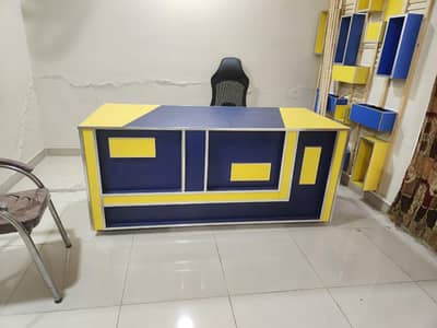 office furniture (call centre furniture)