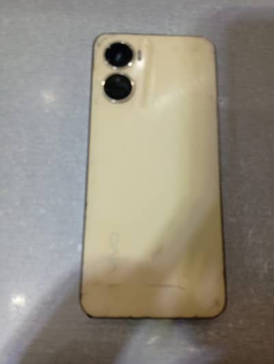 Vivo Y16