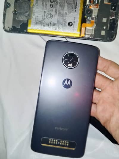 Motorola Moto Z4