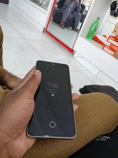 Vivo Y400