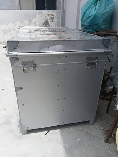 Iron trunk