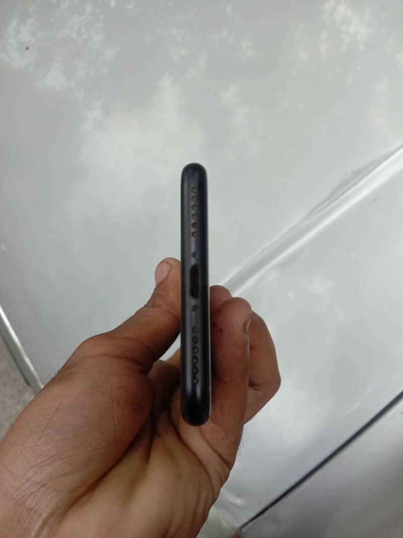 Apple iPhone 7 3