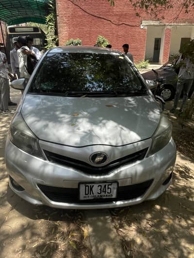 Toyota Vitz 2012
