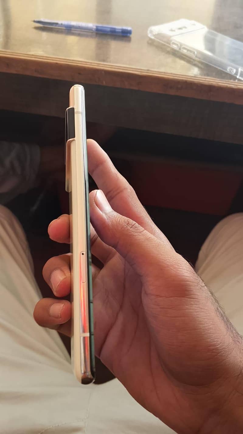 Google Pixel 6 Pro 4