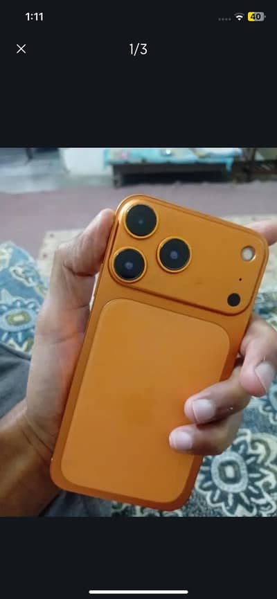 Apple iPhone XR into 17 pro max