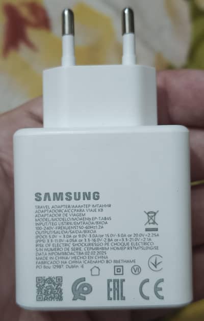 Samsung type C 45 watt super fast charger