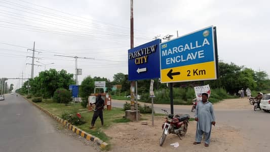 ! Kanal plot for sale in Lake District, Margalla Enclave