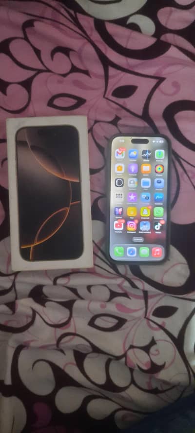 Apple iPhone 16 Pro