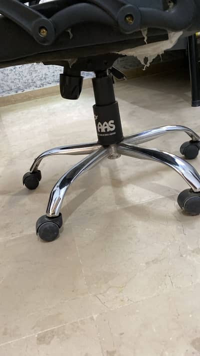 Used Gaming Chair