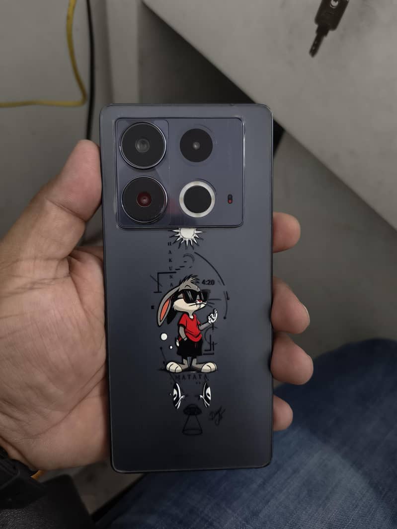 Infinix Note 40 4