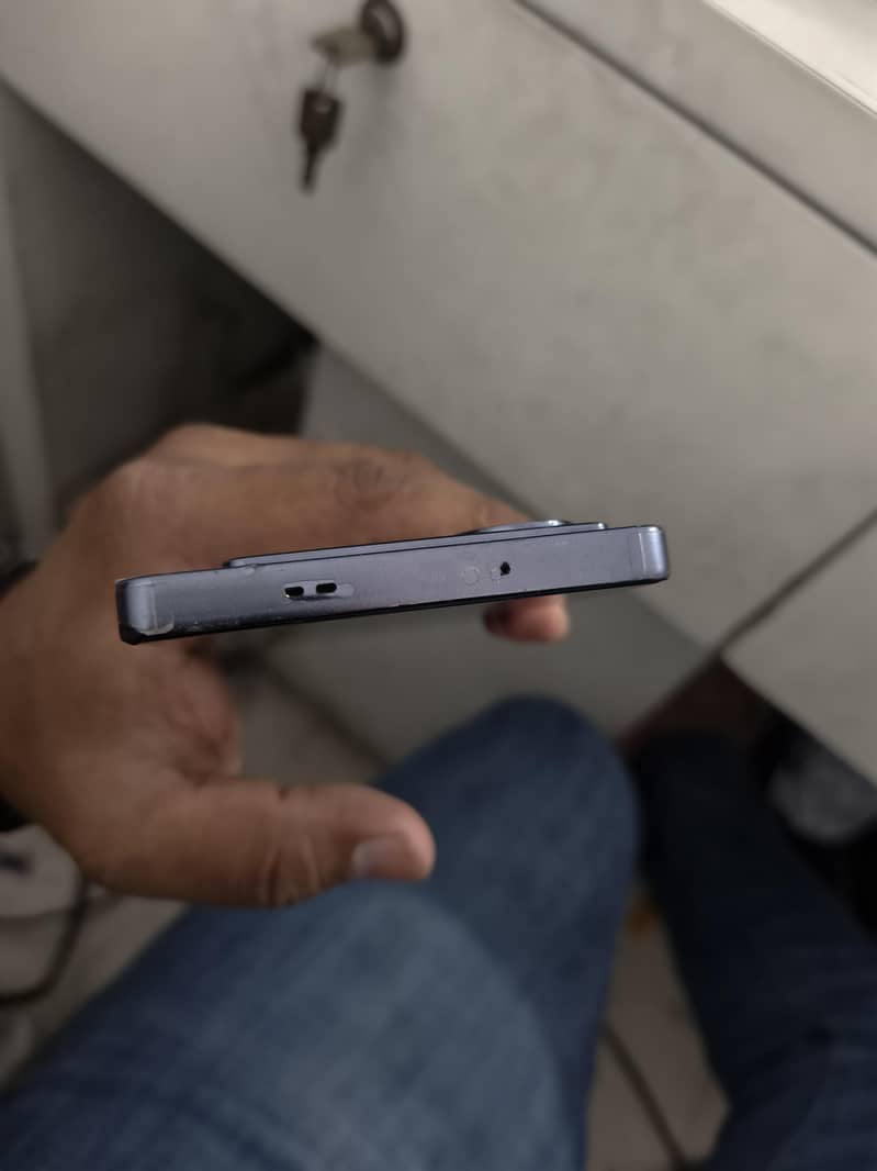 Infinix Note 40 5