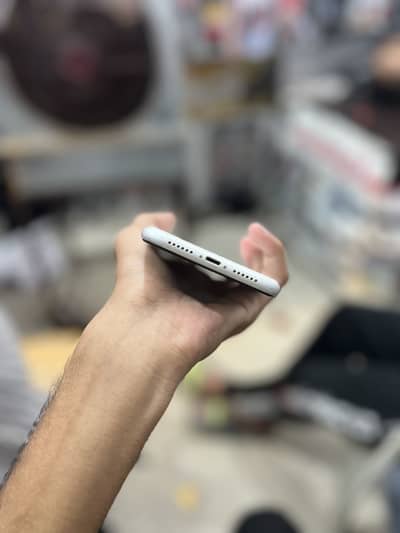 Apple iPhone XR