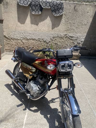 Honda cg 125 gold edition self start