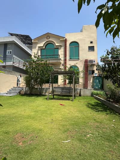 14 house 7 Marla green lawn gas Pani bijli available for rent Usman block bahria town Rawalpindi