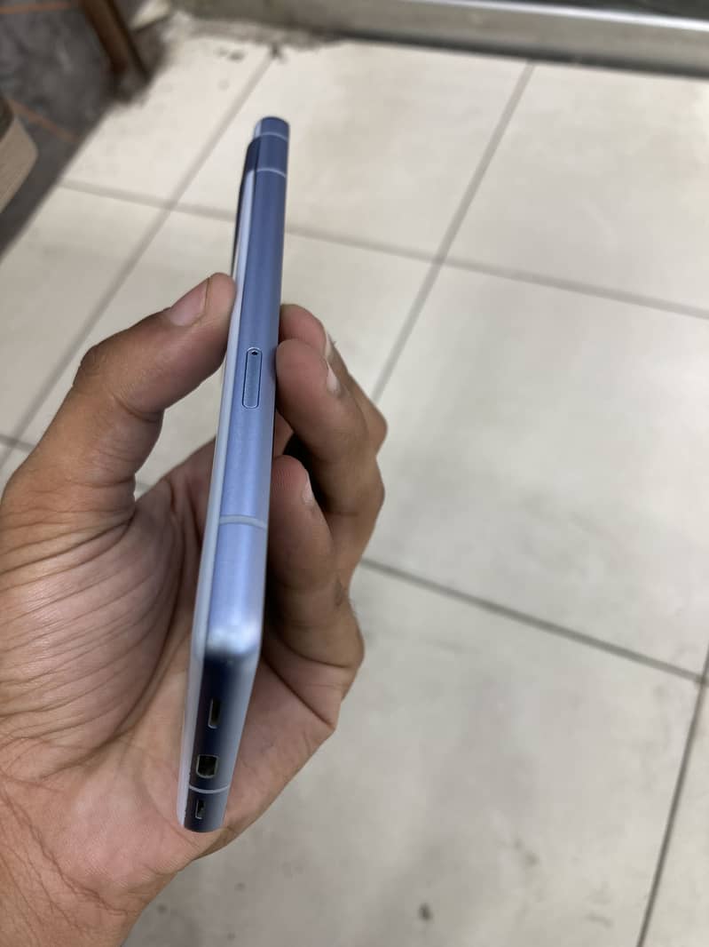 Google Pixel 7a 2