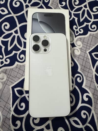 Apple iPhone 16 Pro Max
