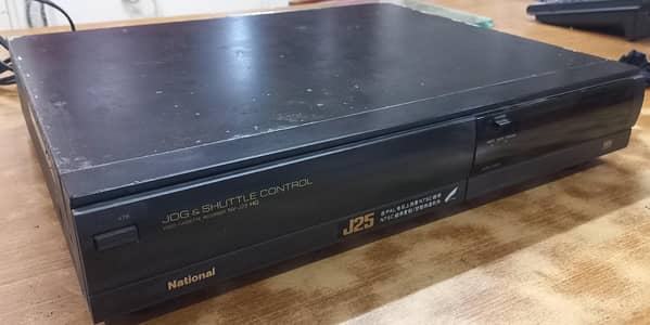 VCR NATIONAL J 25