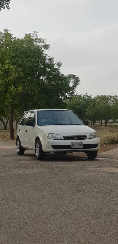 Suzuki cultus 2007 in outstanding condition.