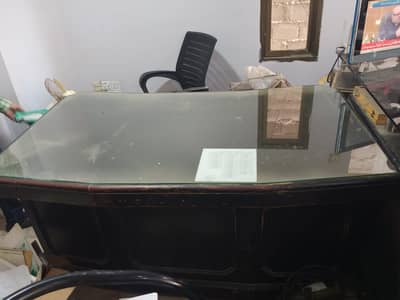 Manager Tables/ office tables for Sale in good condition