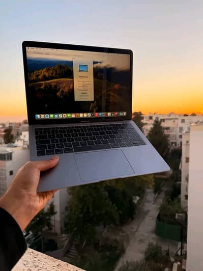 MacBook Air 2019 | Core i5 | 8GB RAM | 256GB SSD | Retina Display