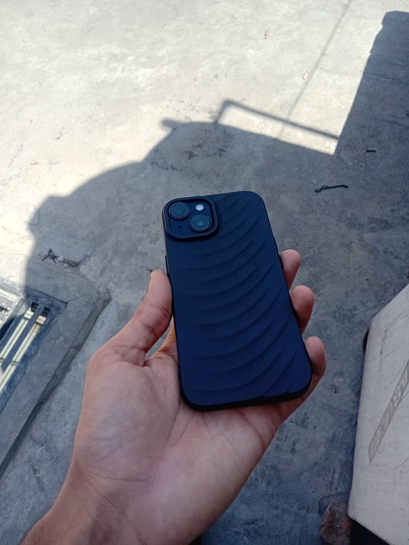 Apple iPhone 14 2