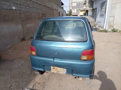 Daihatsu Cuore 2003