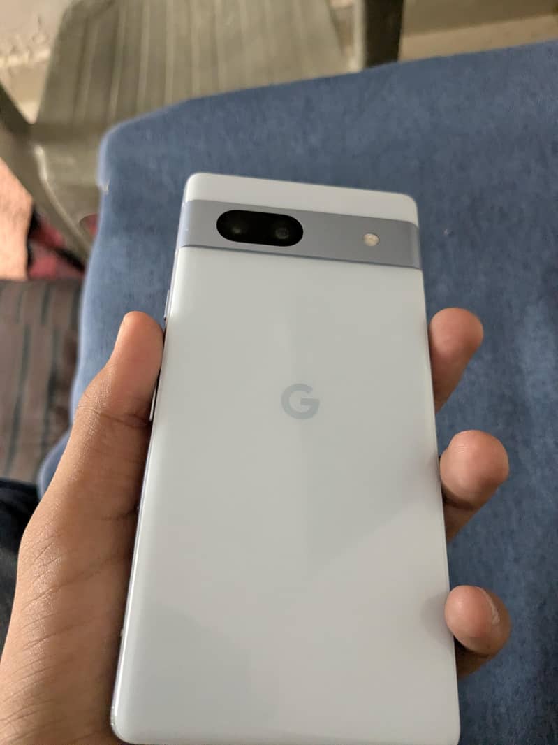 Google Pixel 7a 1