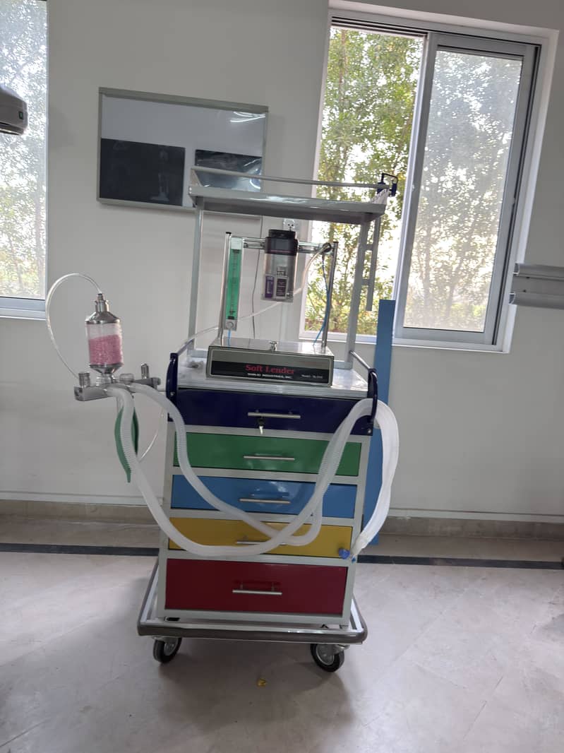 Veterinary anesthesia machine 1