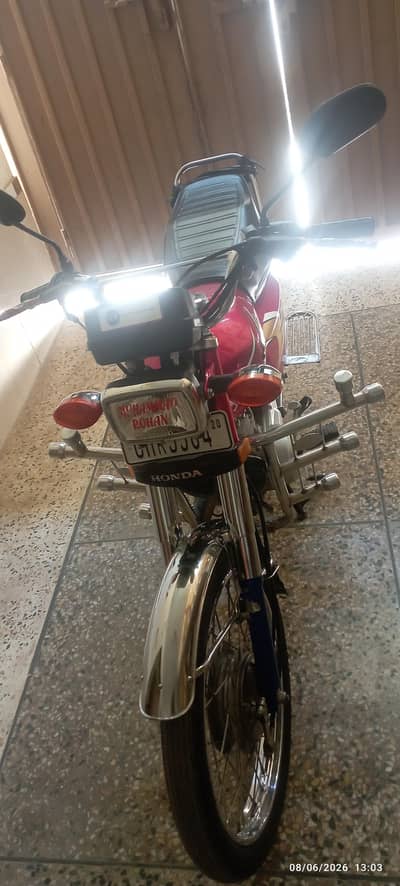 Honda CG 125 in lush condition