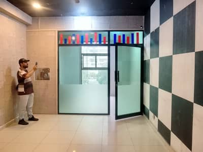 Brand New Office Area 450 Square Feet Available For Rent In Main Boulevard Road Gulberg 3 Lahore