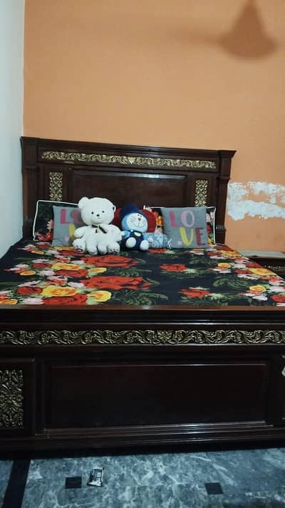 Bed and Dressing Table for Sale