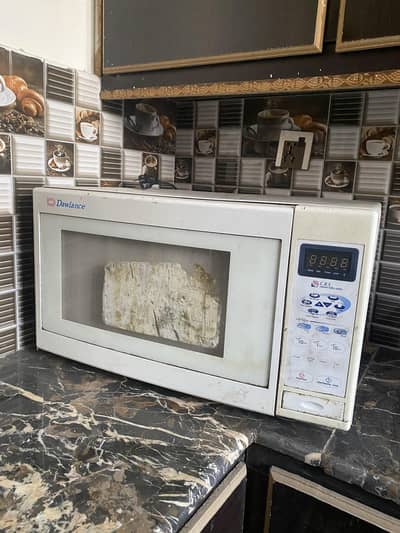 Dawlance Microwave Oven 30 Litters For Sale