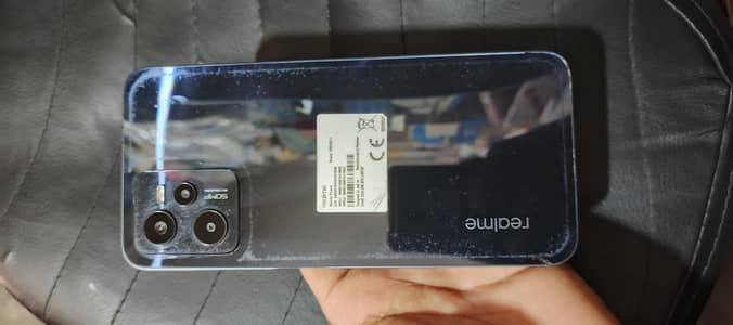 Realme C35