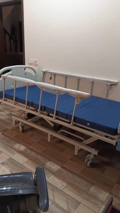 Medical Hospital Bed Patient Bed  with Mattress – Brand New Condition