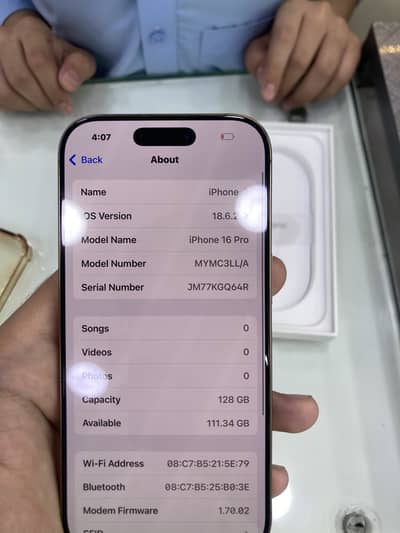 Apple iPhone 16 Pro