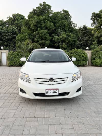 Toyota crolla XLI 2010 model