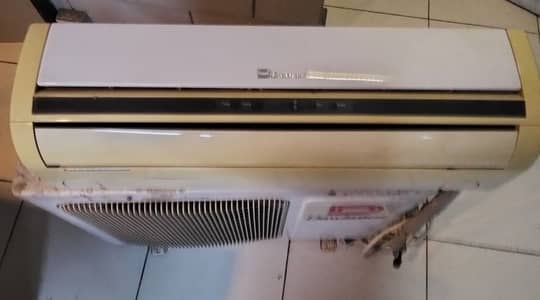 Dawlance 1 Ton Split AC Non-Inverter | Good Working Condition
