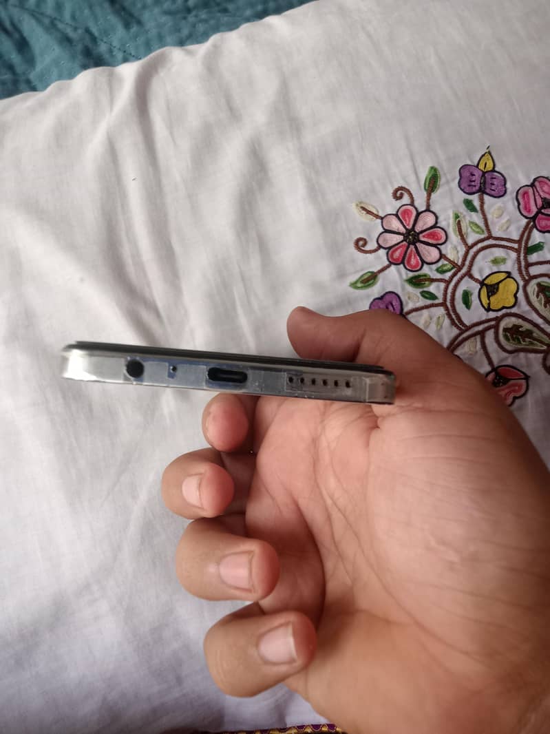 Tecno CAMON 20 6