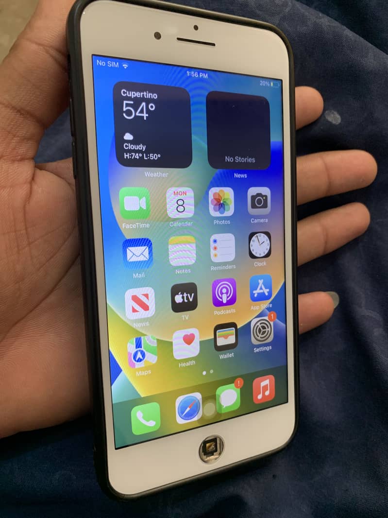 Apple iPhone 8 Plus 3